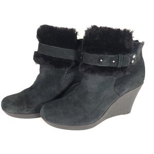 UGG Women's Antonia US 7 Black Suede Fur Cuffed Wedge Ankle Boots Booties